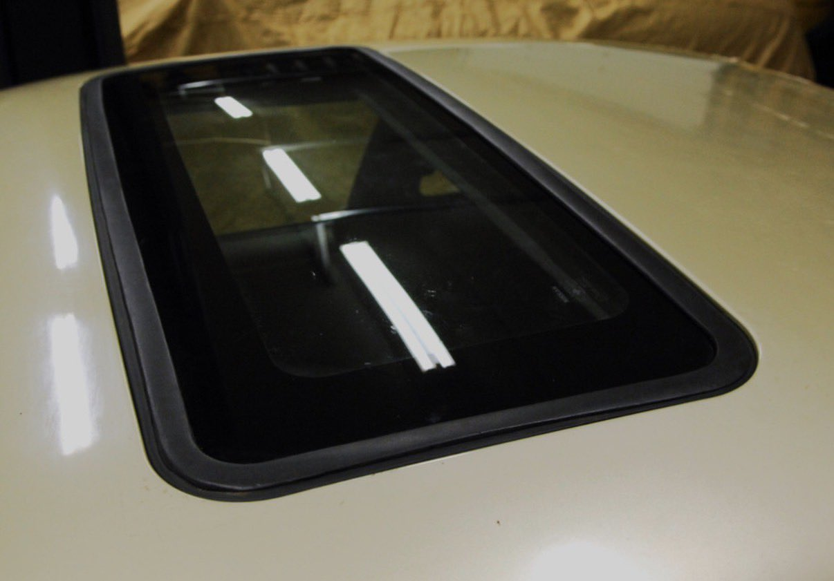 S14 Sun Roof Moulding サンルーフモール - Image 2